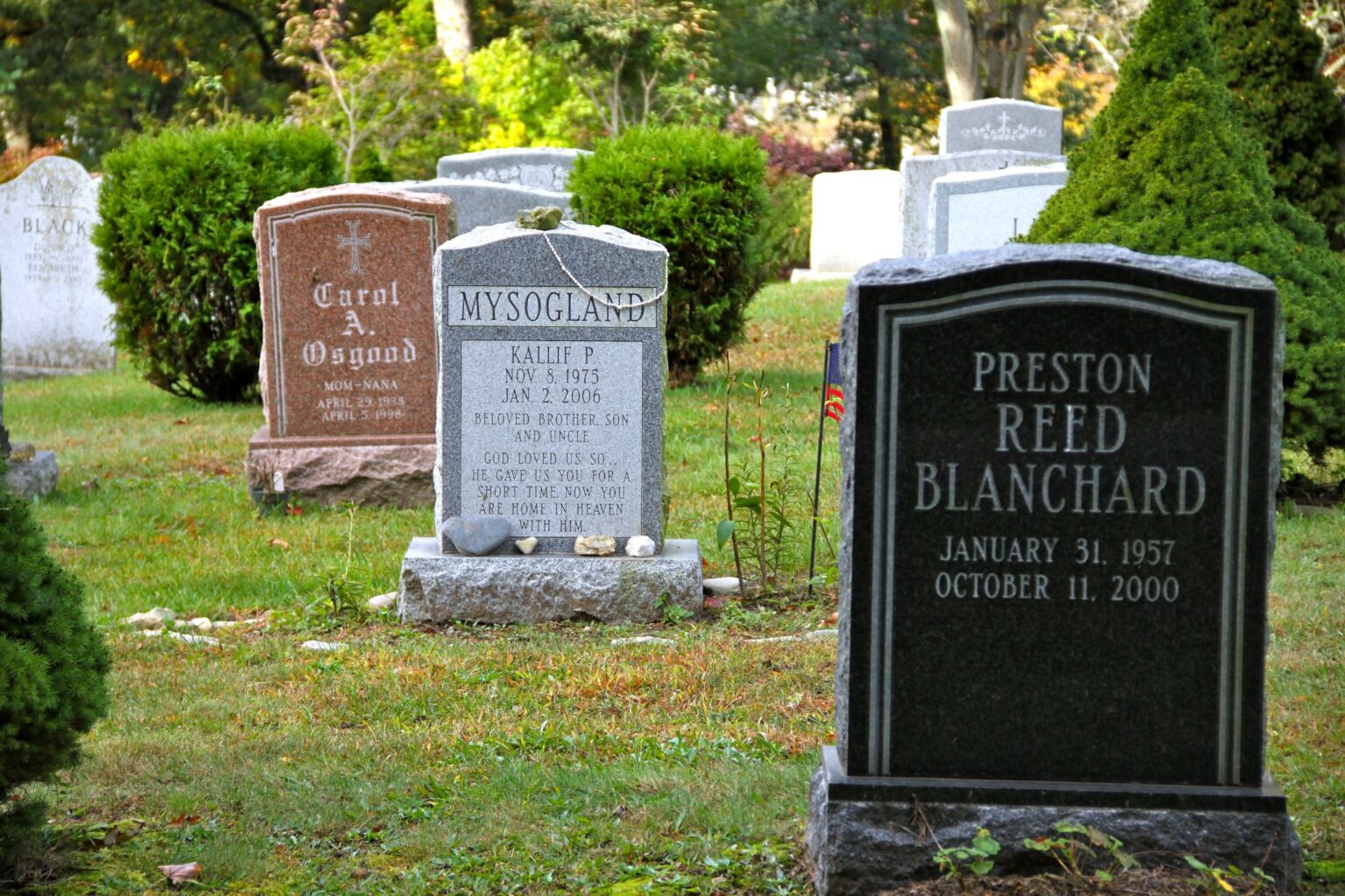 gallery-ct-monument-group